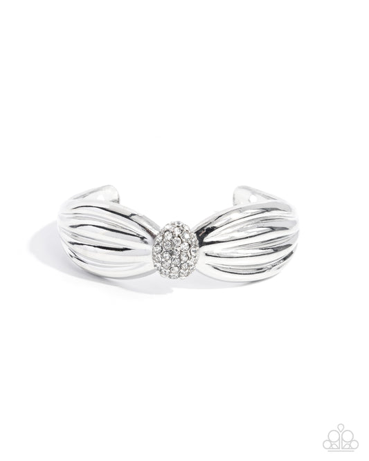 Blingy Breadth White cuff bracelet