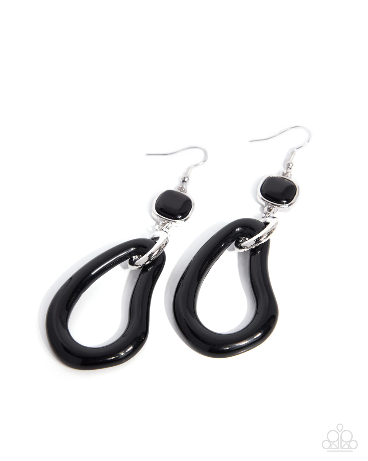 Noticeable Detail Black hoop earrings