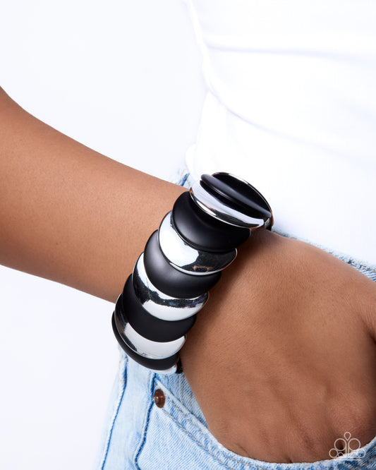 Sleek Surprise Black stretch bracelet, alternate view