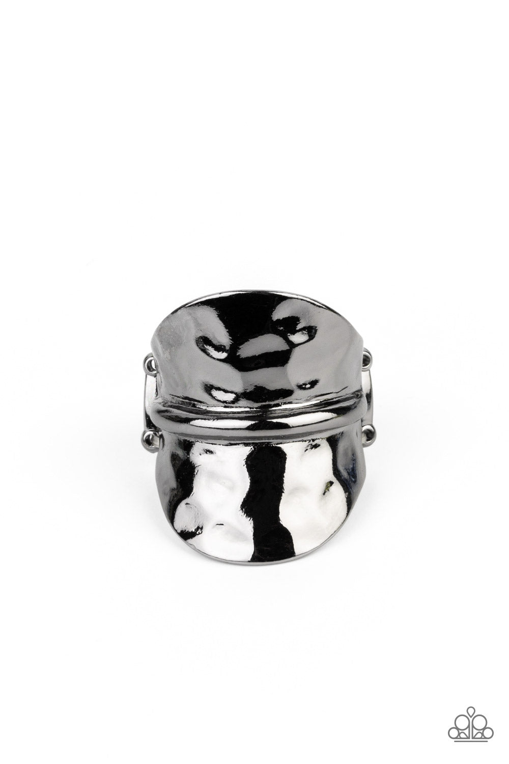 High Stakes Gleam Black statement ring
