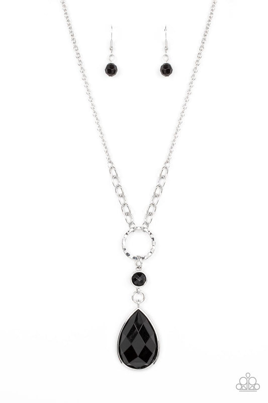 Valley Girl Glamour Black statement necklace