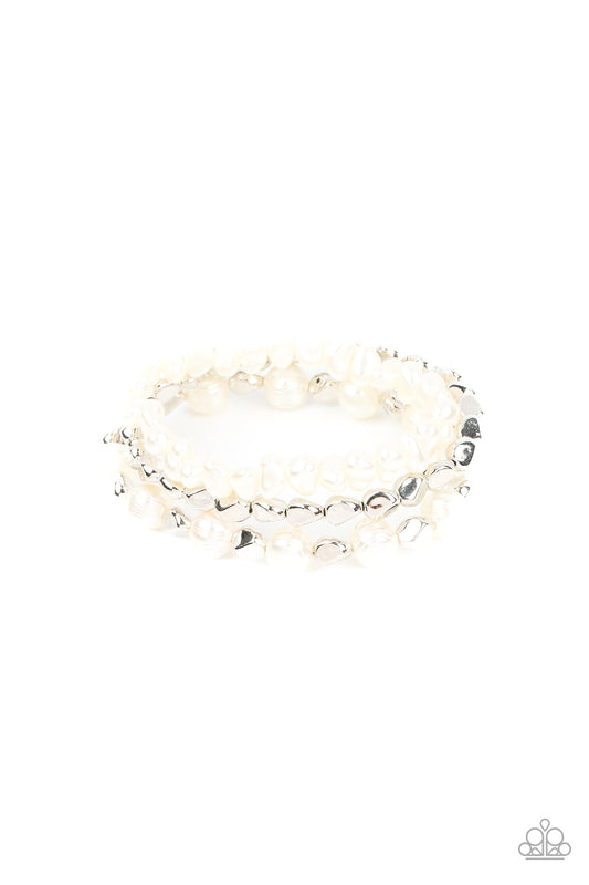 Shoreside Soiree White stretch bracelet