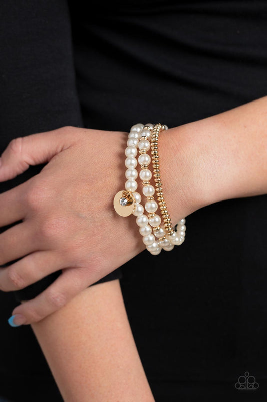 Pearly Professional Gold stretch bracelet, alternate view