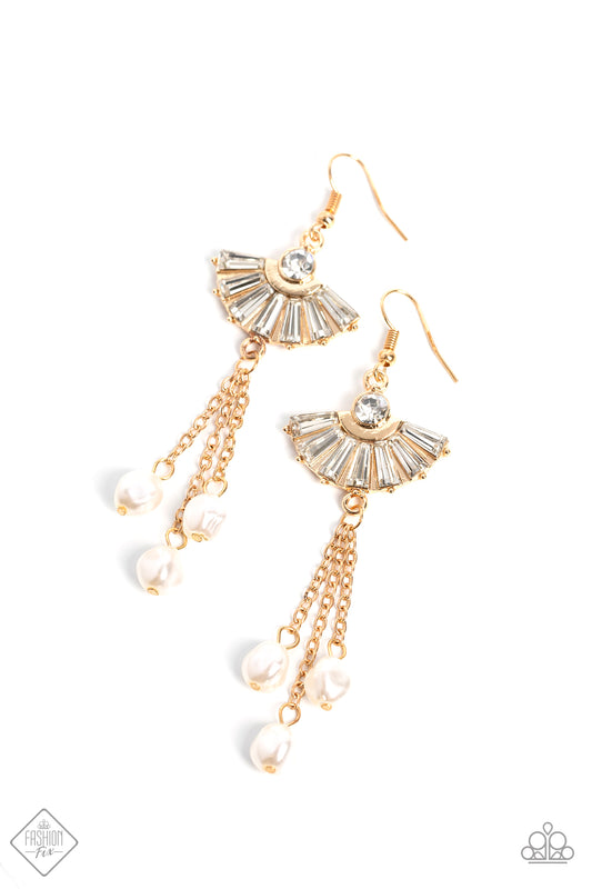 London Season Lure Gold dangle earrings