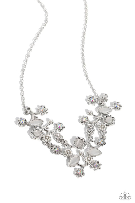 Gardening Group White statement necklace
