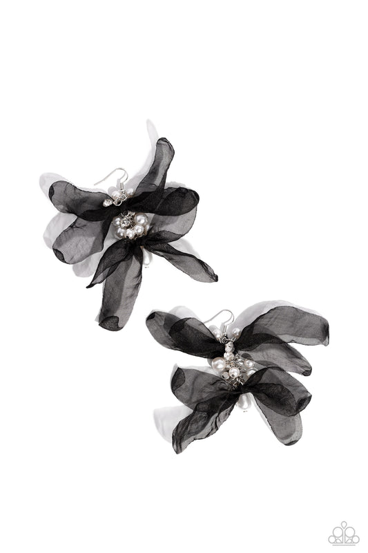 Cosmopolitan Charisma Black dangle earrings
