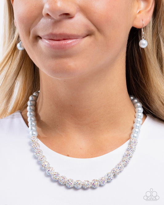 Beautiful Boutique Blue statement necklace, alternate view