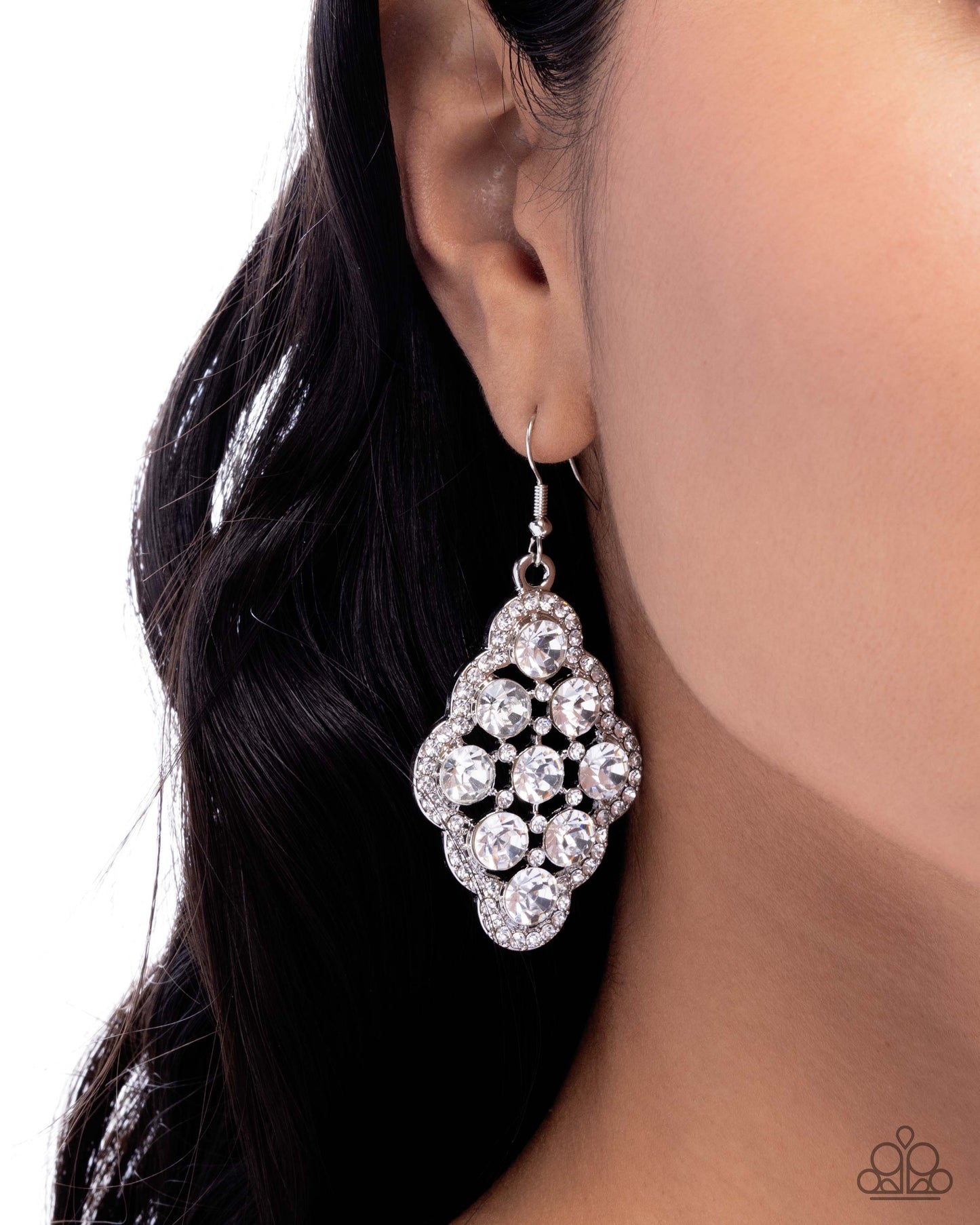 Scalloped Shimmer - White