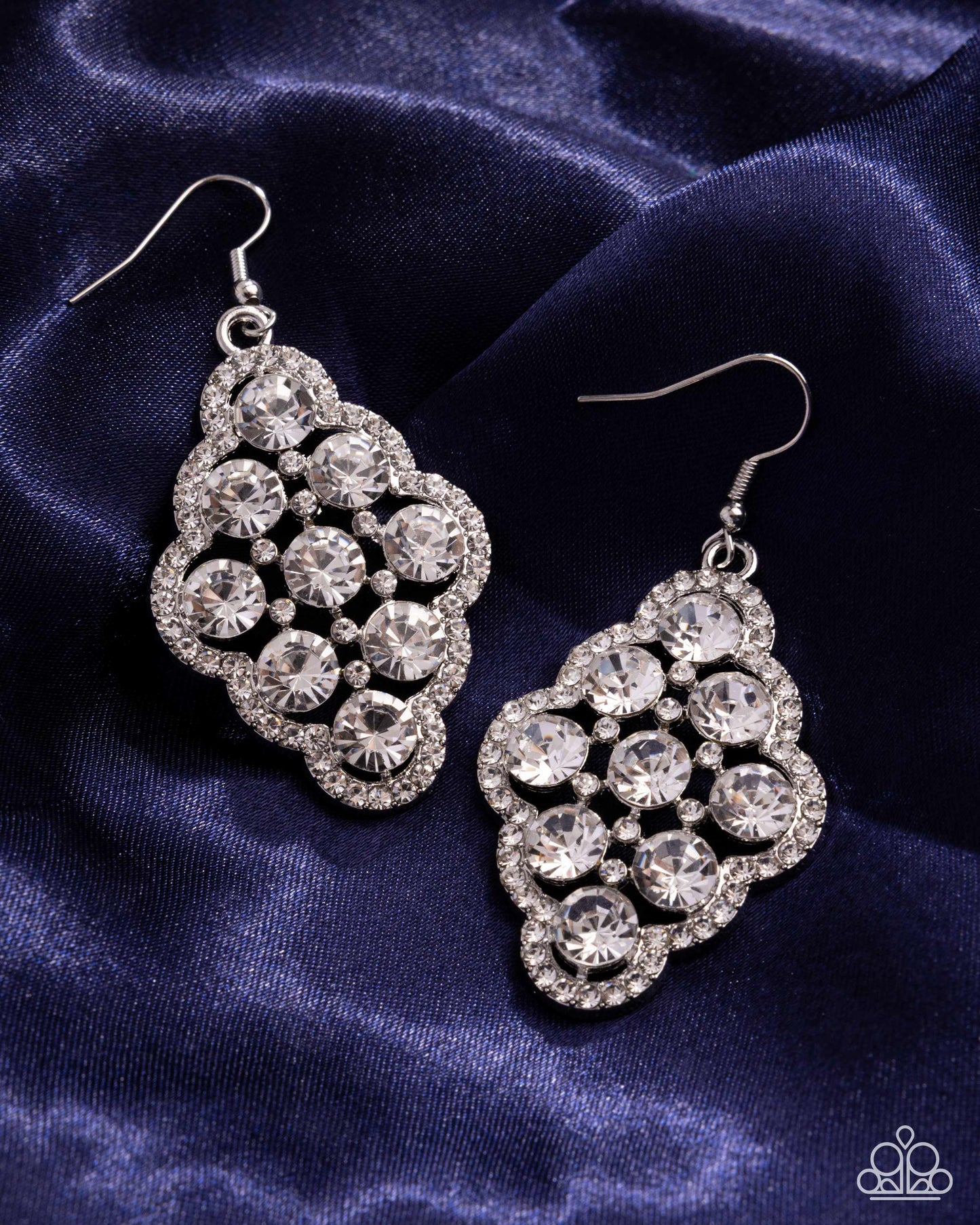 Scalloped Shimmer - White
