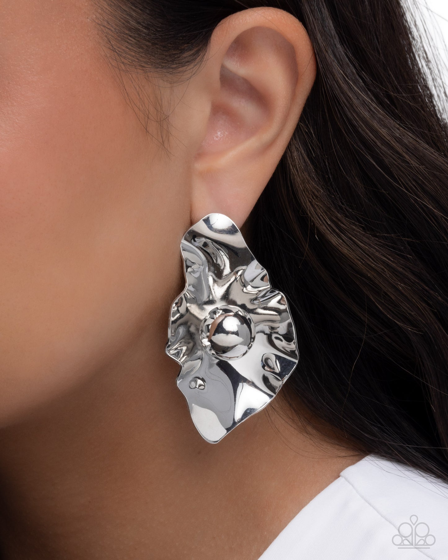 Crinkled Catwalk - Silver