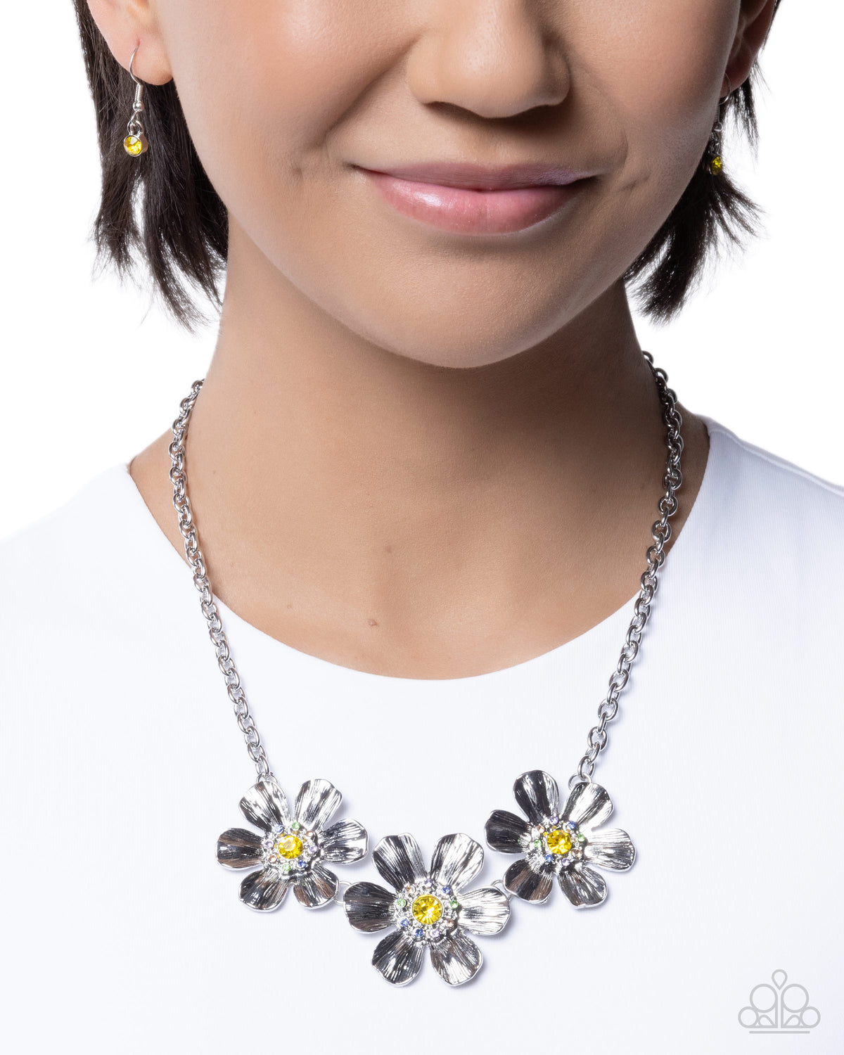 Freeing Florals - Yellow | Yellow Floral Rhinestone Necklace - photo 2
