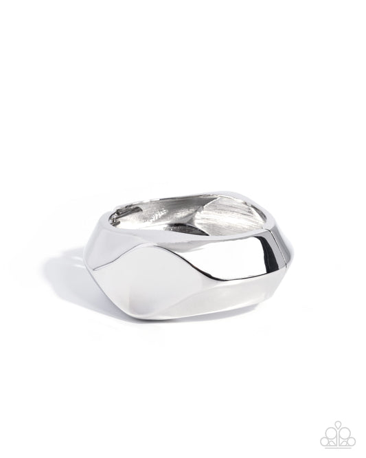 Robust Reveal - Silver