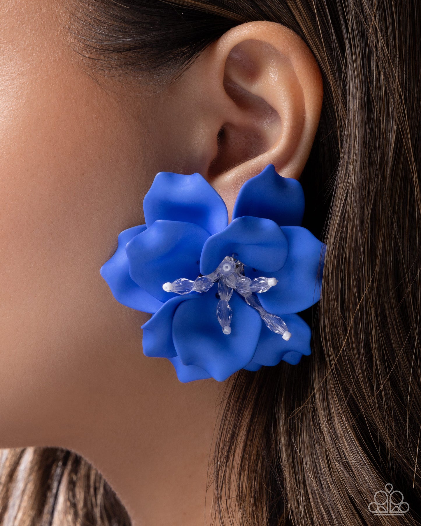Balanced Blooms - Blue