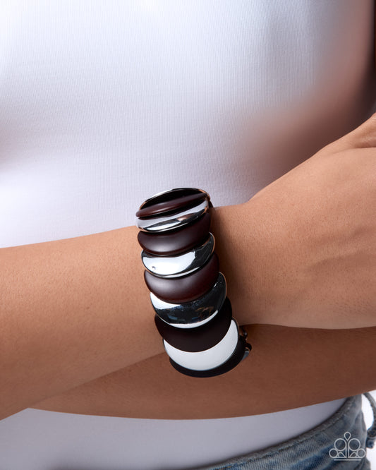 Sleek Surprise Brown stretch bracelet, alternate view