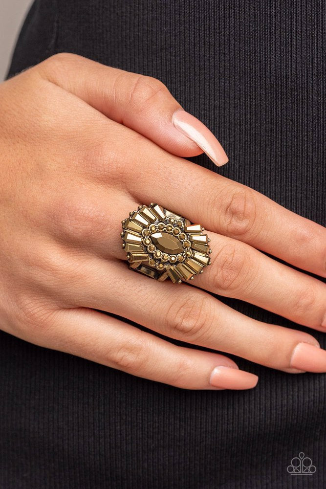 Daringly Deco Ring - Brass