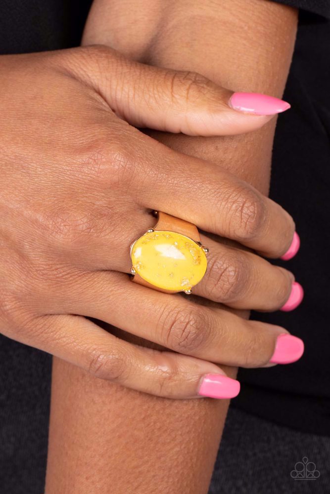 Gold Leaf Glam Ring - Yellow