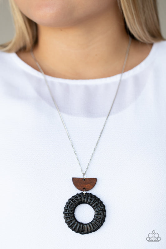 Homespun Stylist Black pendant necklace, alternate view